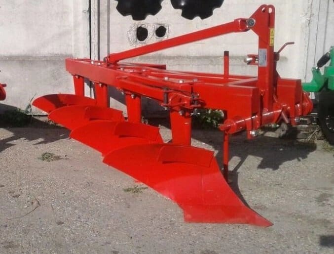 تصویر 4 از گاوآهن حاج قربان یک الگوی عملکردی عالی با تیغه های فولادی